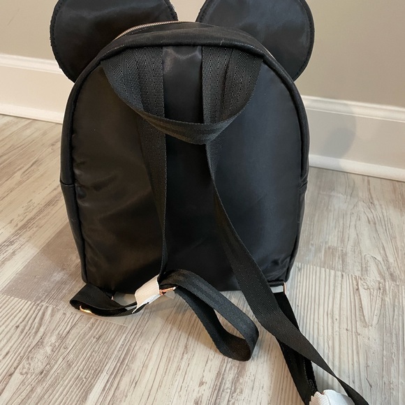 Disney Minnie Mouse Backpack - Picture 2 of 2